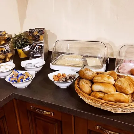 Отель Hotel-restaurant Hubertus